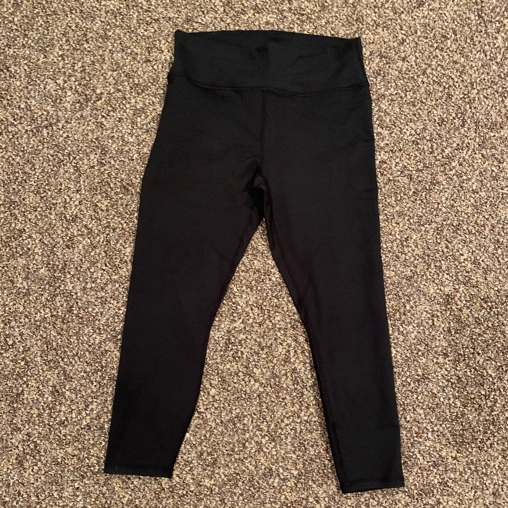 Fabletics High-Waisted Powerhold 7/8 Legging